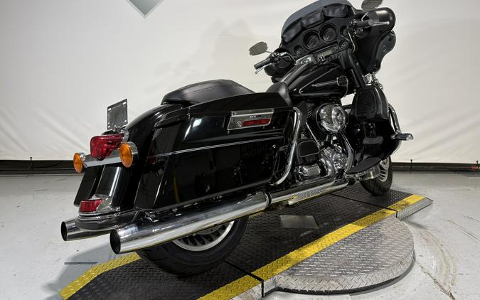 2012 Harley-Davidson® Ultra Classic™ Electra Glide® Vivid Black