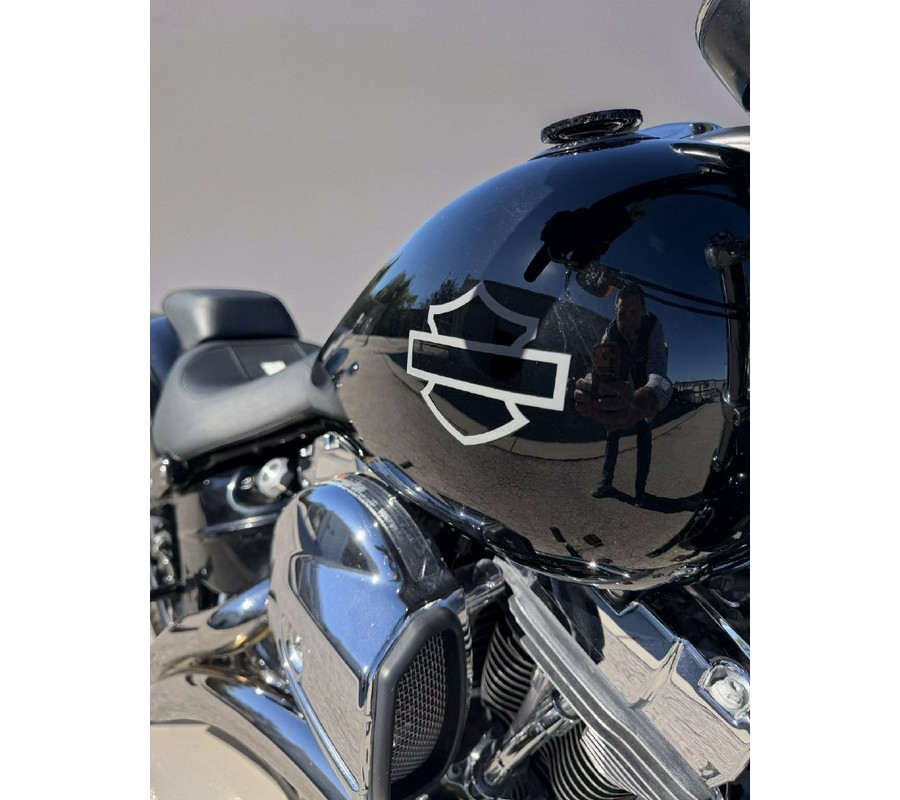 2014 Harley-Davidson Breakout softail