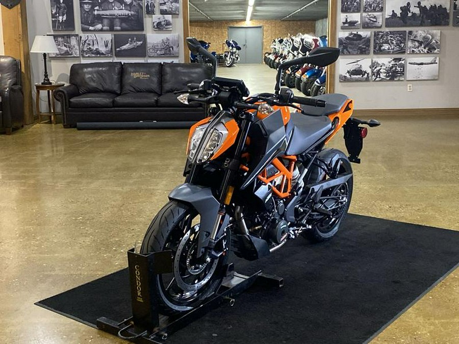 2023 KTM 390 Duke