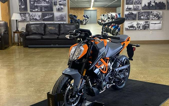 2023 KTM 390 Duke