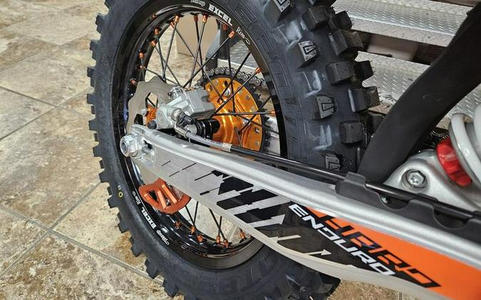 2026 KTM 300 XC-W Hardenduro