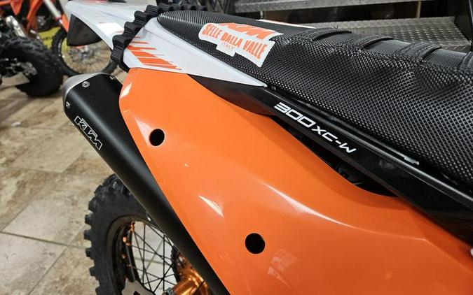 2026 KTM 300 XC-W Hardenduro