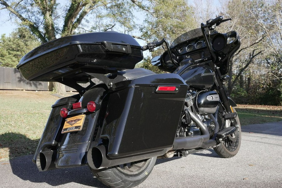 2018 Harley-Davidson® FLHXS - Street Glide® Special
