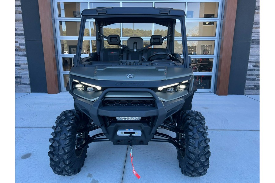 2026 Can-Am Defender X mr with Half Doors HD11