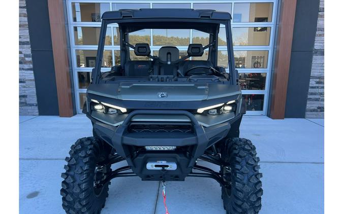 2026 Can-Am Defender X mr with Half Doors HD11