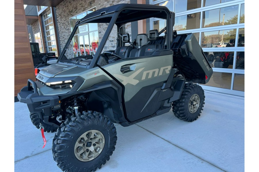 2026 Can-Am Defender X mr with Half Doors HD11