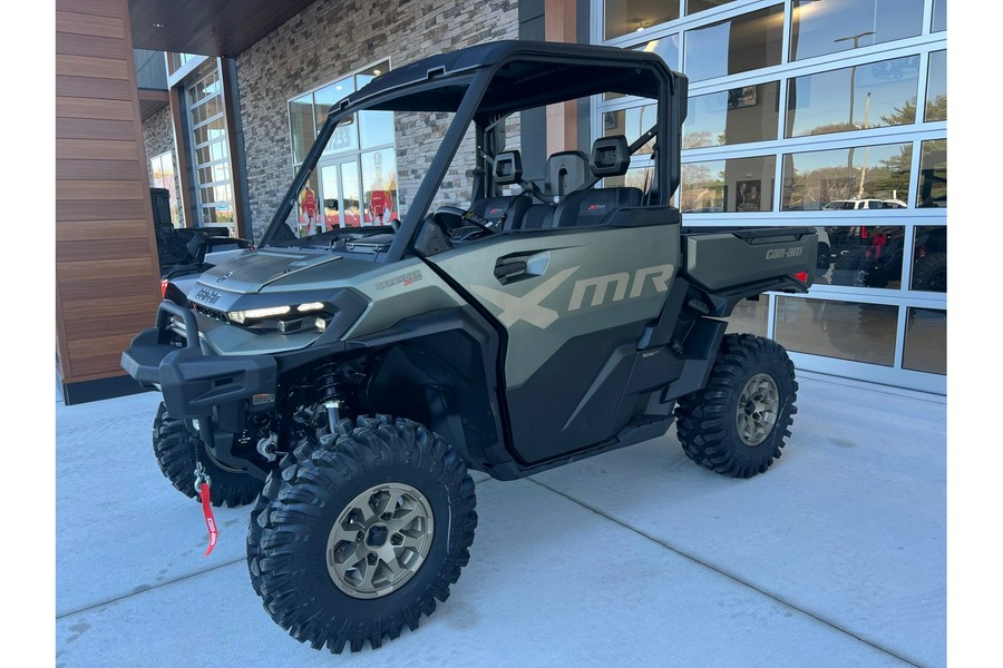 2026 Can-Am Defender X mr with Half Doors HD11