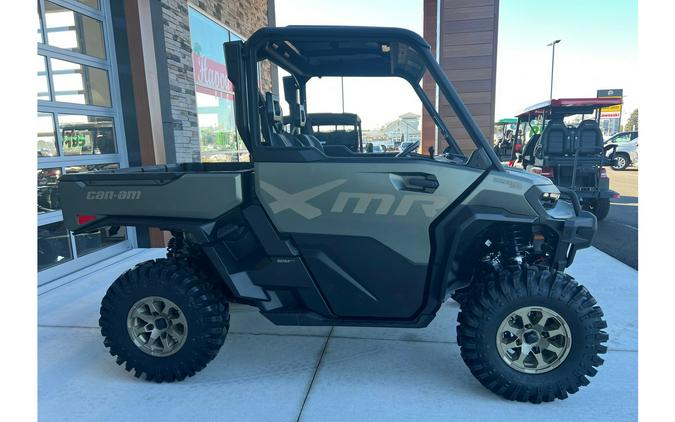 2026 Can-Am Defender X mr with Half Doors HD11