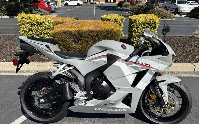 2026 Honda® CBR600RR ABS