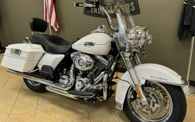 2013 Harley-Davidson® FLHRC - Road King® Classic