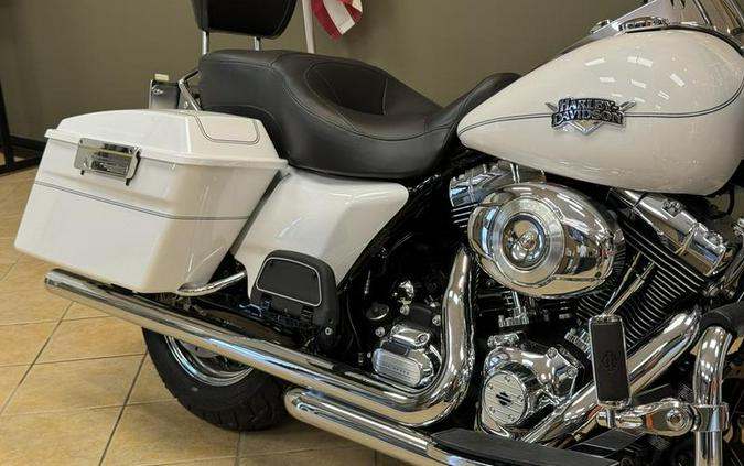 2013 Harley-Davidson® FLHRC - Road King® Classic