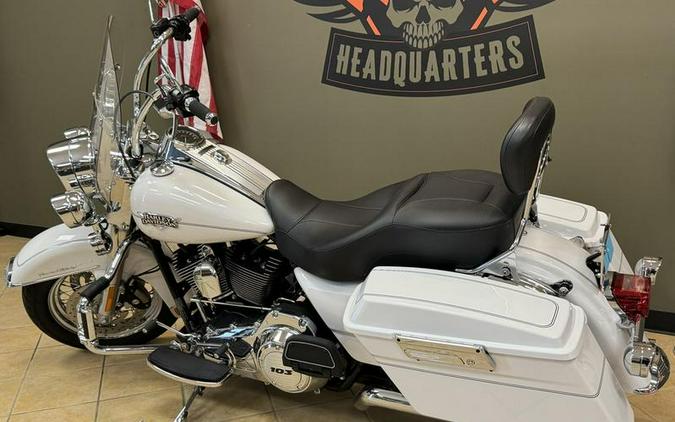 2013 Harley-Davidson® FLHRC - Road King® Classic