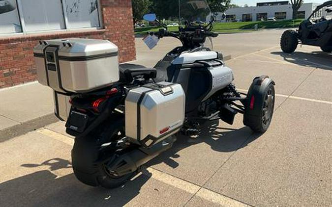 2025 Can-Am Canyon XT