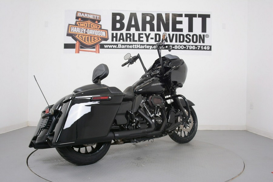 2018 Harley-Davidson® FLTRXS Road Glide® Special