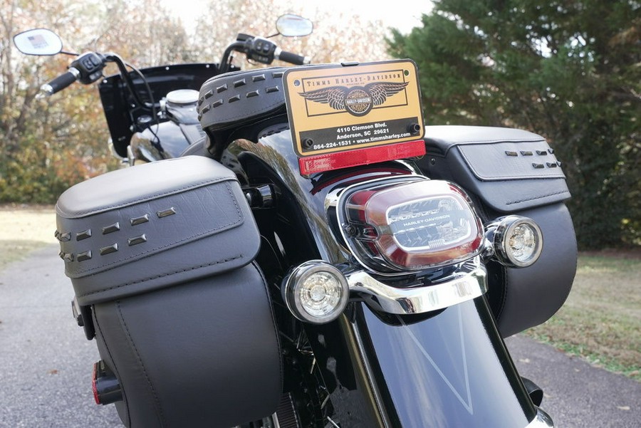 2026 Harley-Davidson® FLHC - Heritage Classic