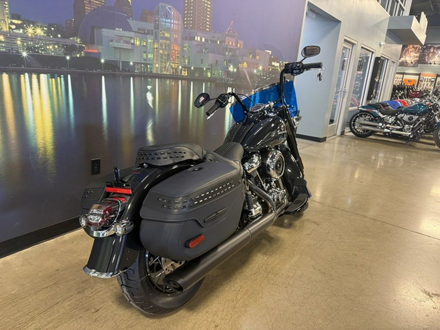 2026 Harley-Davidson Softail FLHC - Heritage Classic