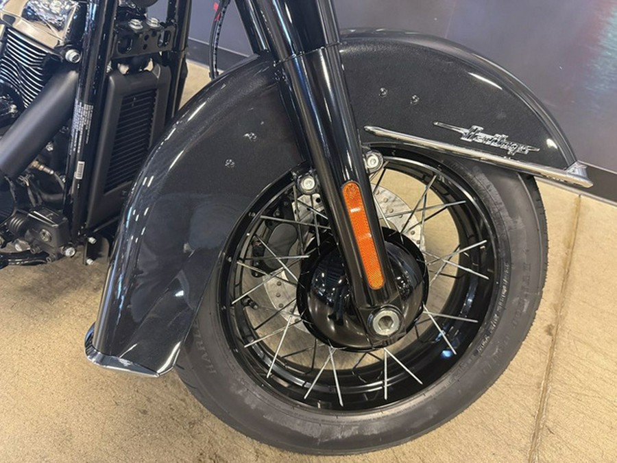 2026 Harley-Davidson Softail FLHC - Heritage Classic
