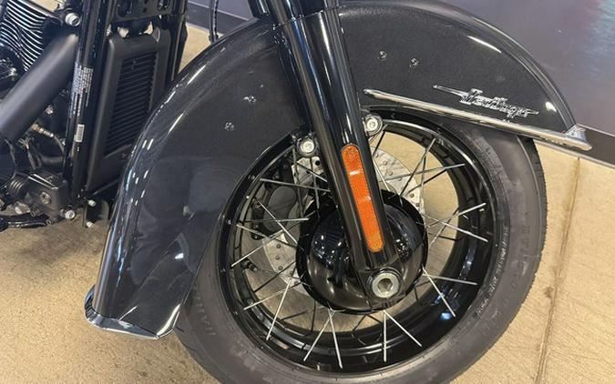 2026 Harley-Davidson Softail FLHC - Heritage Classic