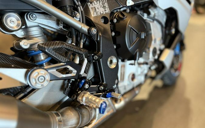 2026 S 1000 R White Aluminum Matte Metallic