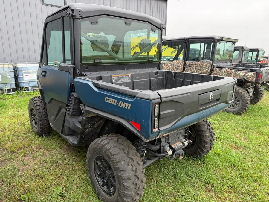 2026 Can-Am Defender XT CAB HD11