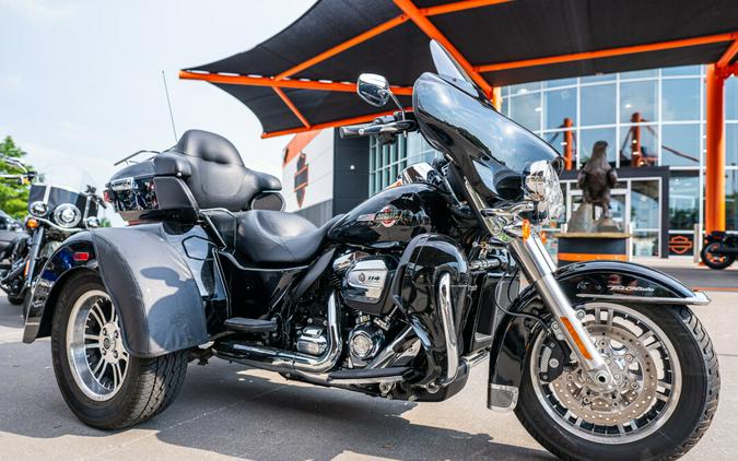 2022 Tri Glide Ultra FLHTCUTG