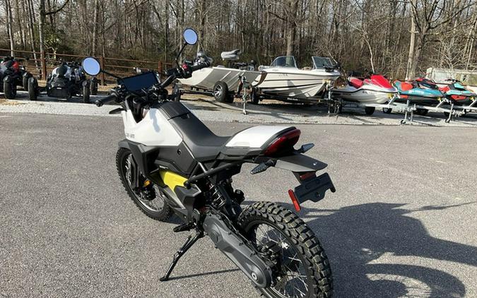 2025 Can-Am Origin White