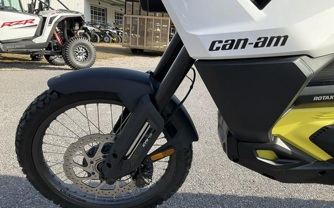 2025 Can-Am Origin White