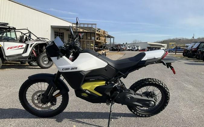 2025 Can-Am Origin White