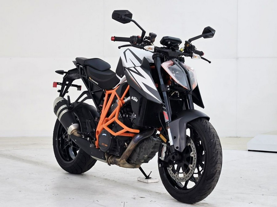 2019 KTM 1290 Super Duke R