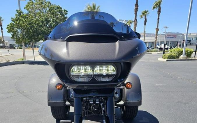 2023 Harley-Davidson® FLTRT - Road Glide® 3