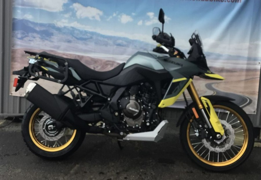 2024 Suzuki V-Strom 800DE Adventure