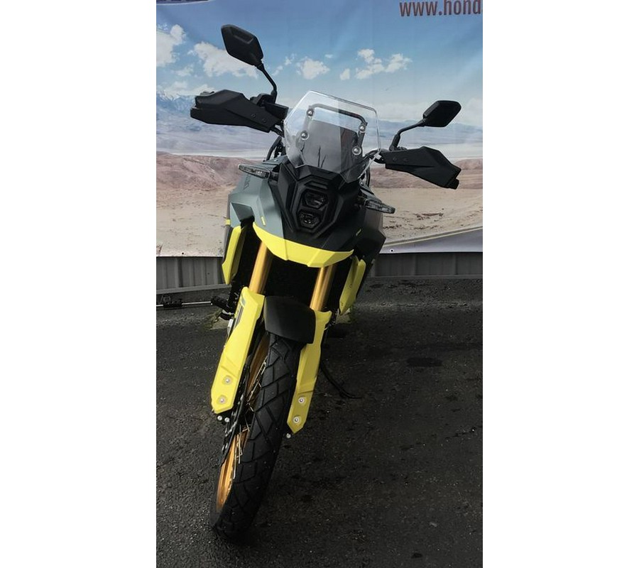 2024 Suzuki V-Strom 800DE Adventure