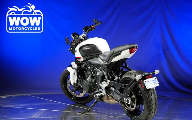 2022 Triumph TRIDENT 660