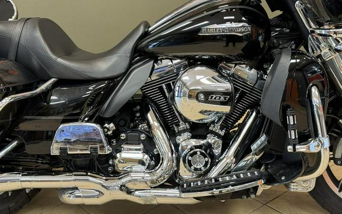 2015 Harley-Davidson® FLHTCUL - Electra Glide® Ultra Classic® Low