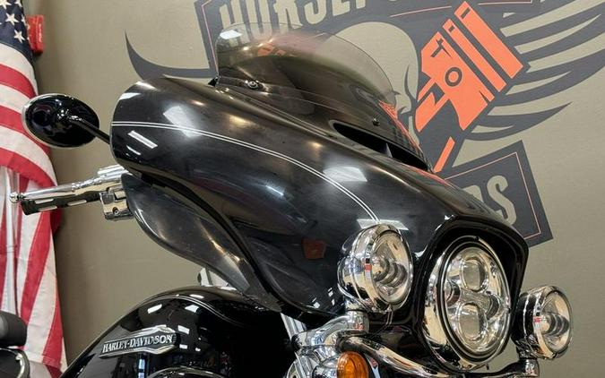 2015 Harley-Davidson® FLHTCUL - Electra Glide® Ultra Classic® Low