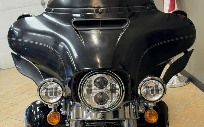 2015 Harley-Davidson® FLHTCUL - Electra Glide® Ultra Classic® Low