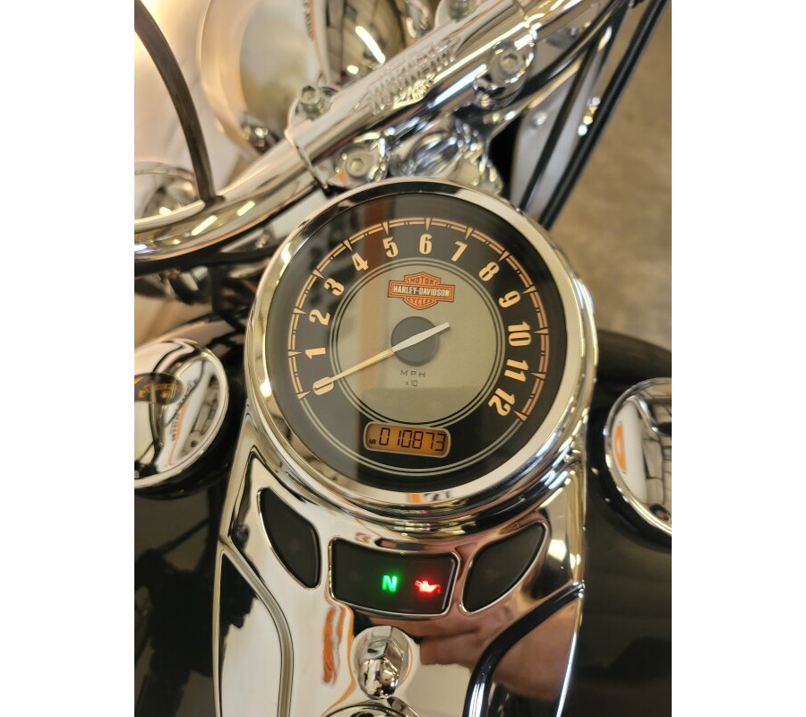 2014 Harley-Davidson® Heritage Softail® Classic Black FLSTC103