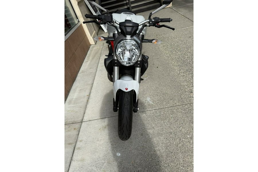 2015 Ducati Monster 821