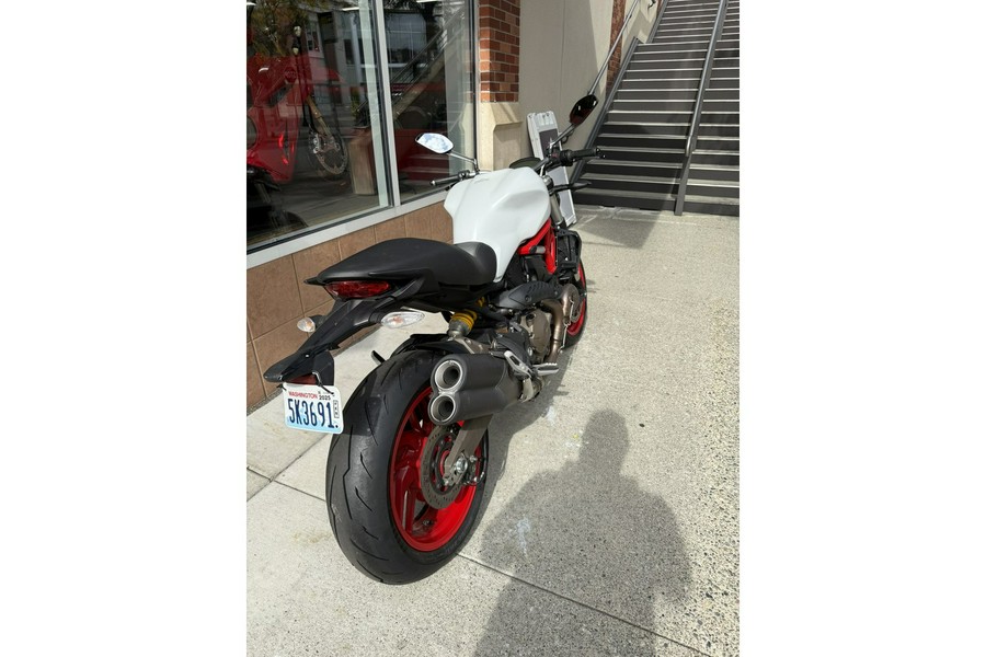 2015 Ducati Monster 821