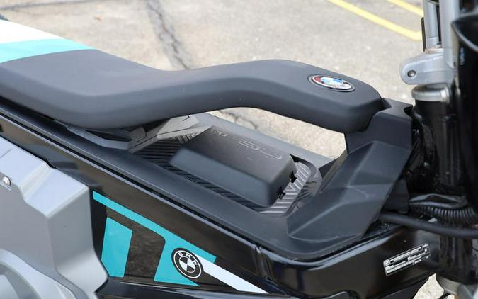 2024 BMW CE 02 Cosmic black 2