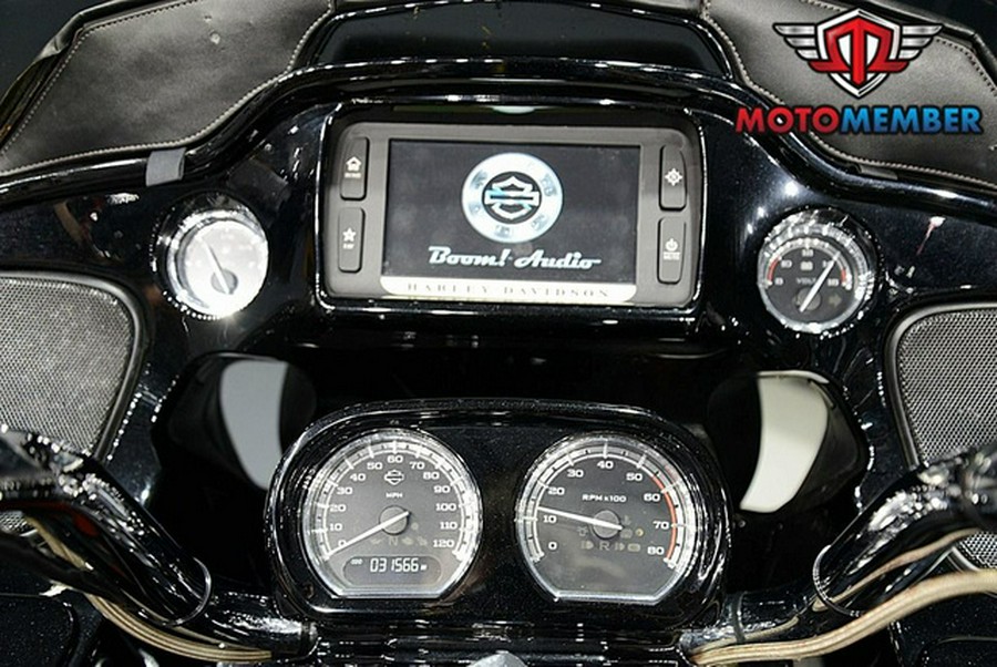 2015 Harley-Davidson FLTRUSE - CVO Road Glide Ultra