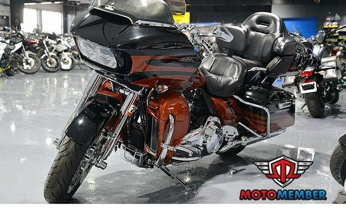 2015 Harley-Davidson FLTRUSE - CVO™ Road Glide® Ultra