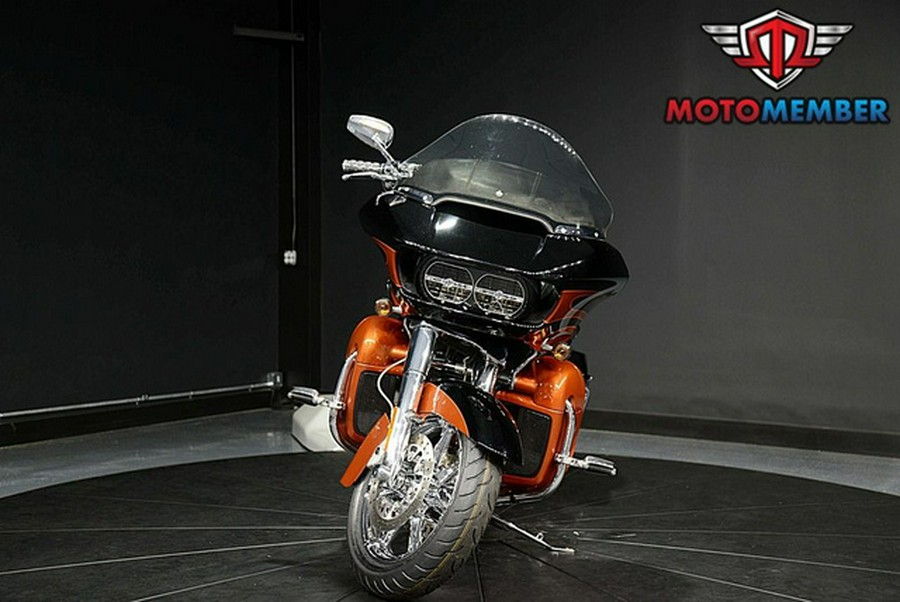 2015 Harley-Davidson FLTRUSE - CVO Road Glide Ultra
