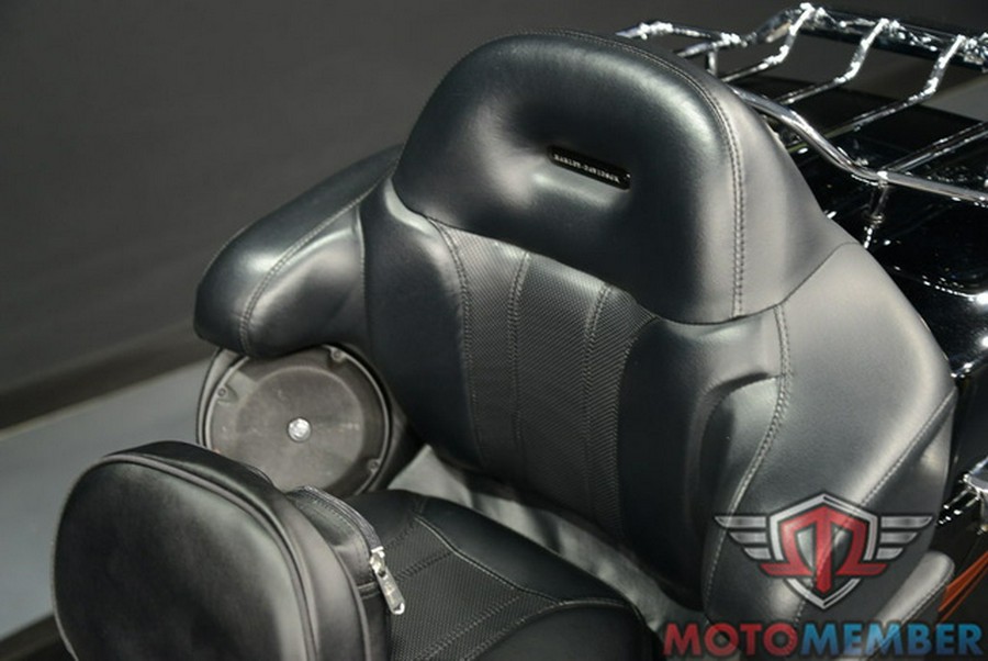 2015 Harley-Davidson FLTRUSE - CVO Road Glide Ultra