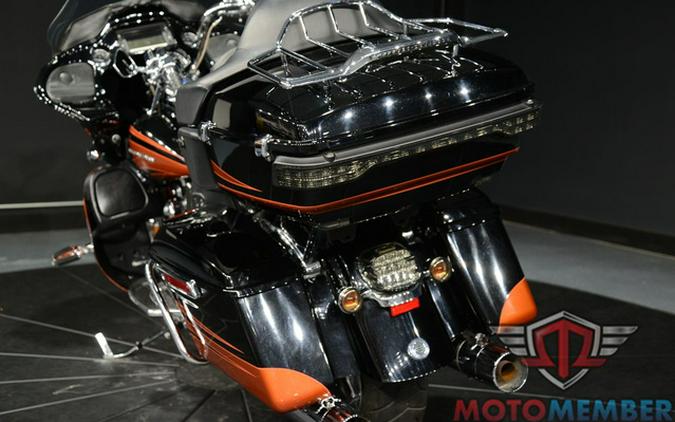 2015 Harley-Davidson FLTRUSE - CVO Road Glide Ultra