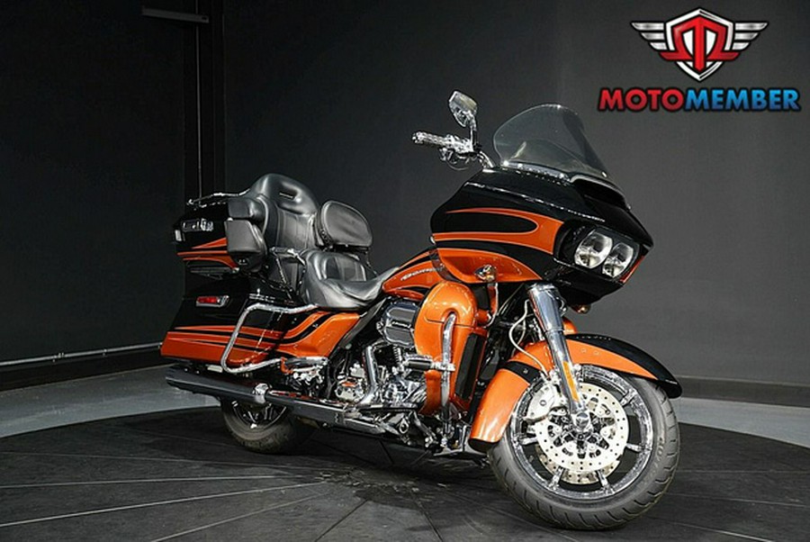 2015 Harley-Davidson FLTRUSE - CVO Road Glide Ultra