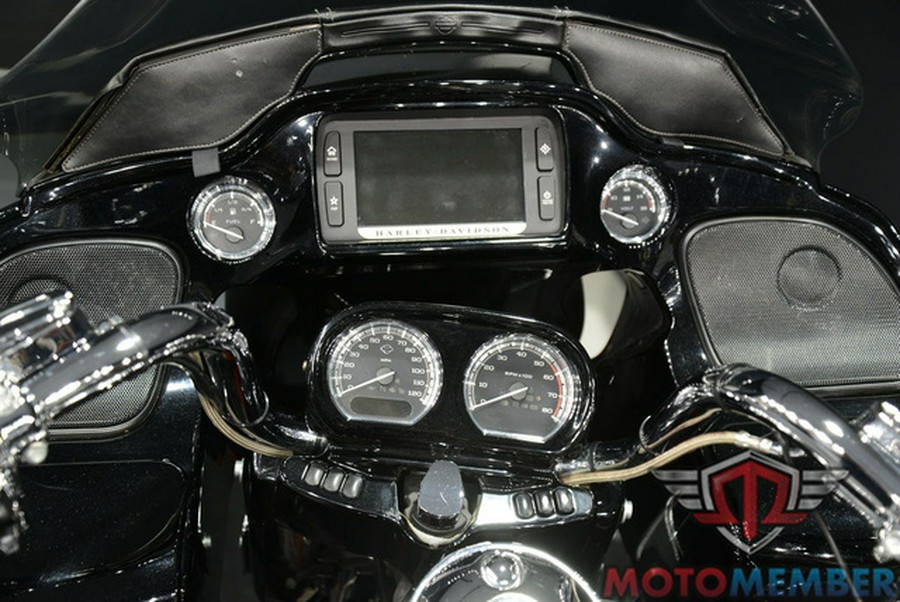 2015 Harley-Davidson FLTRUSE - CVO Road Glide Ultra