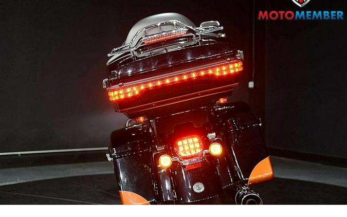 2015 Harley-Davidson FLTRUSE - CVO™ Road Glide® Ultra