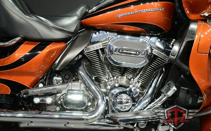 2015 Harley-Davidson FLTRUSE - CVO Road Glide Ultra