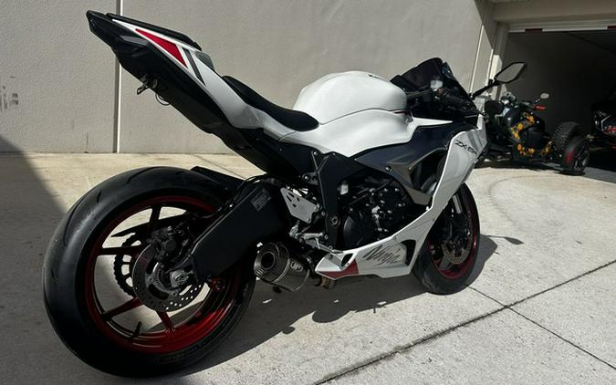 2025 Kawasaki Ninja ZX-6R